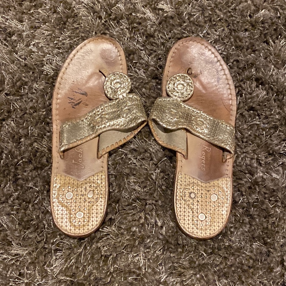 Jack Rogers flat sandal *CLOSET CLEAN OUT. EVERYTHING MUST GO*